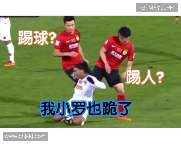 足球明星鬼畜照片高清合集展现球场风采与搞笑瞬间的完美结合